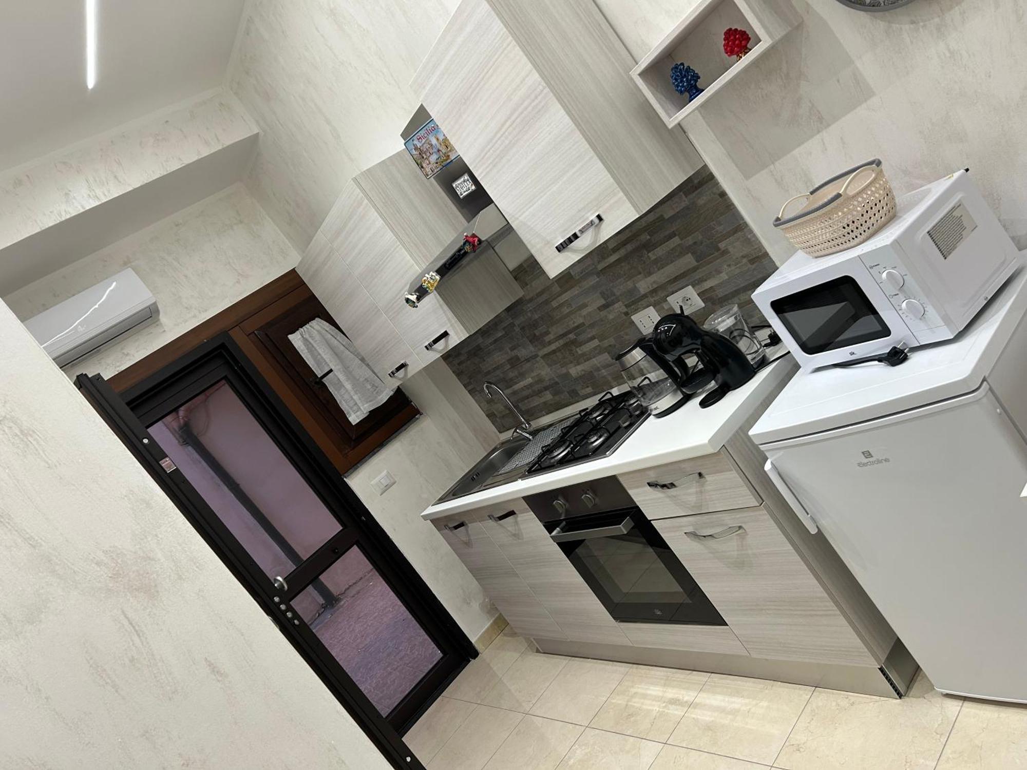 Apartmán Dany House CTA Exteriér fotografie